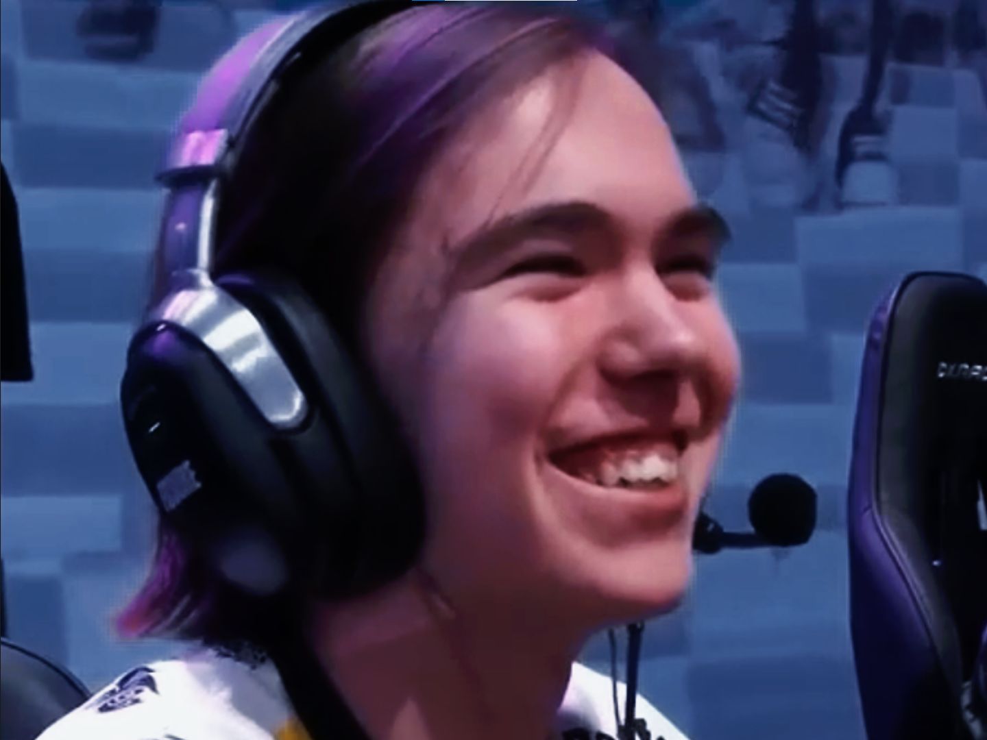 历一个适应 历一个适应